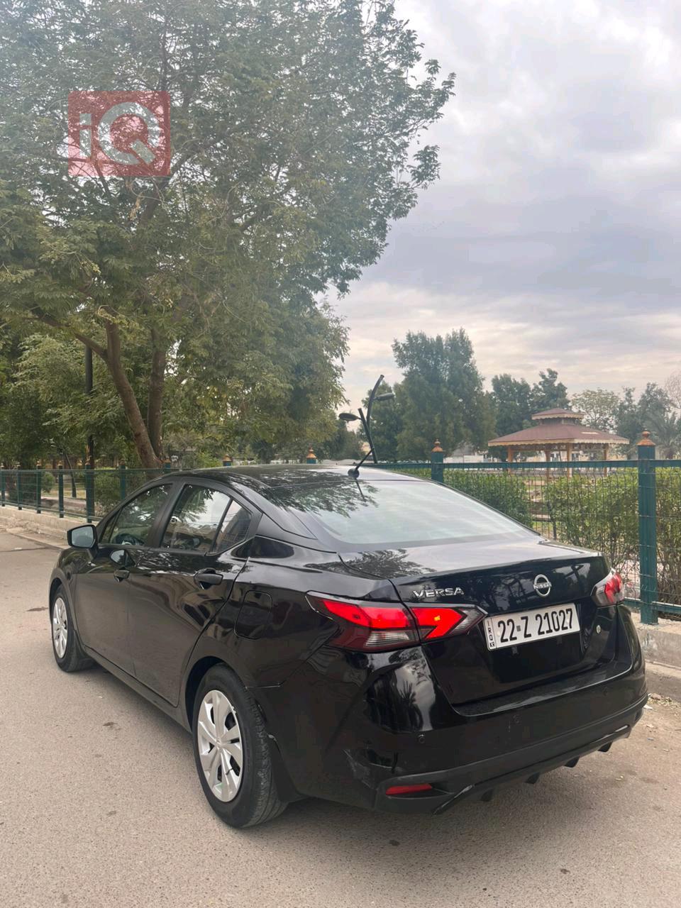 نيسان فيرسا